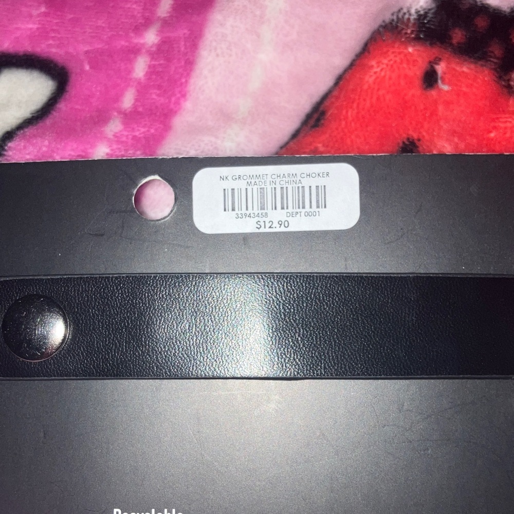 Hot Topic Black Choker with Silver Accents - Picture 2 of 2